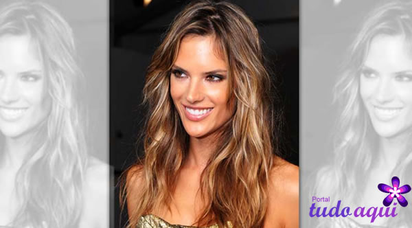 Cabelos com Luzes e com mechas, veja como fazer em casa!