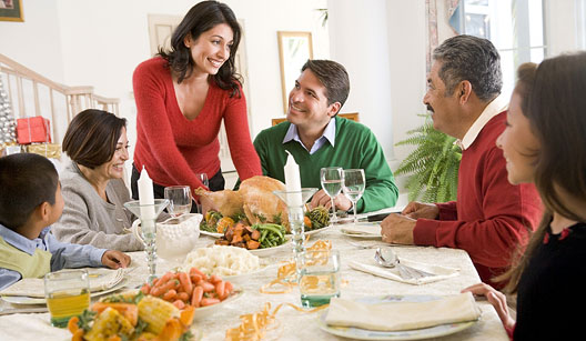 429503-As-mães-adoram-reuniões-em-família