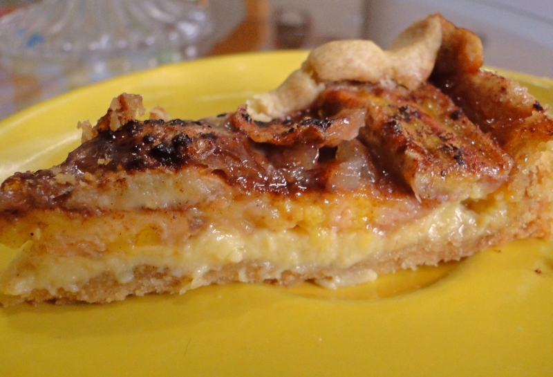 Resultado de imagem para torta de banana com farofa