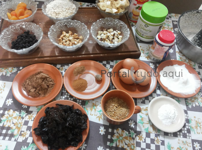 Receita de Bolo de banana saudável sem leite, sem açúcar e sem farinha, sem gordura