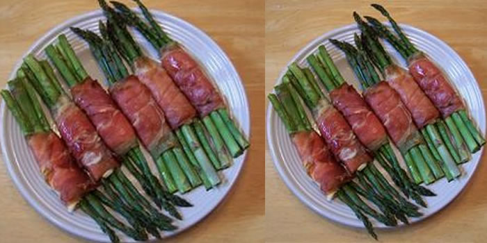 Aspargos envoltos em presunto e queijo de cabra