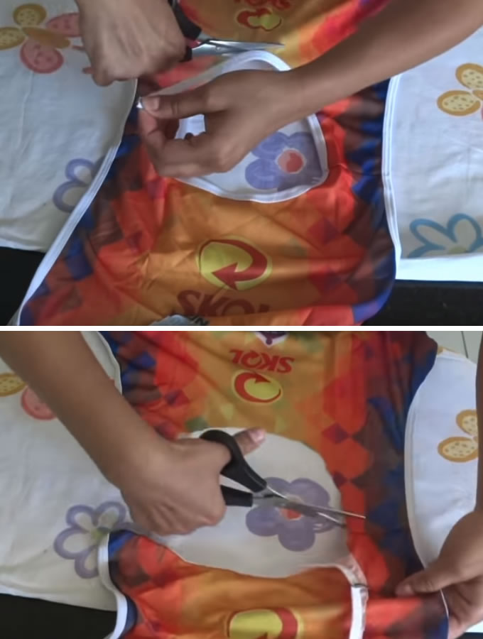 Retirando a gola da camiseta.